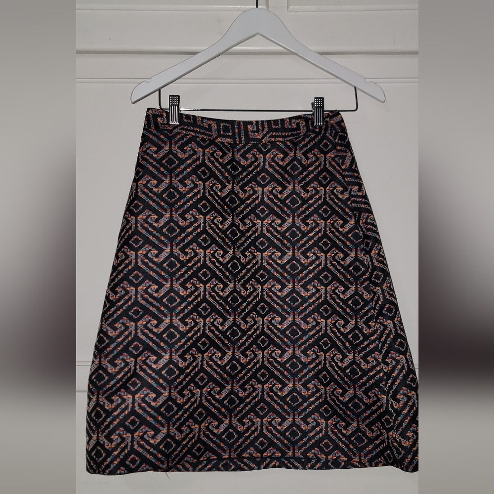 Nwt Trina Turk Black and Blue A-Line Skirt Size 4